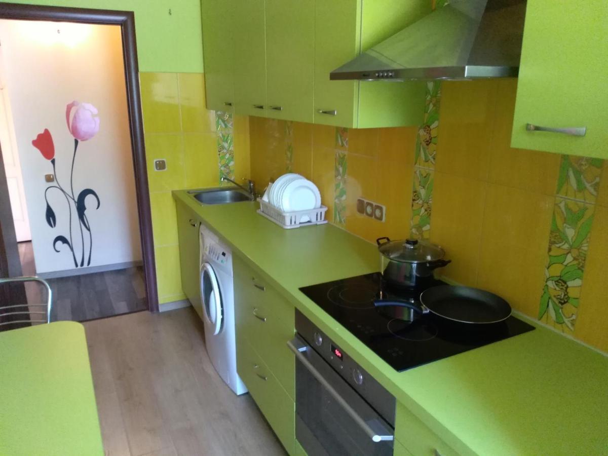 Brivibas 25 Apartamenti Ventspils Ngoại thất bức ảnh
